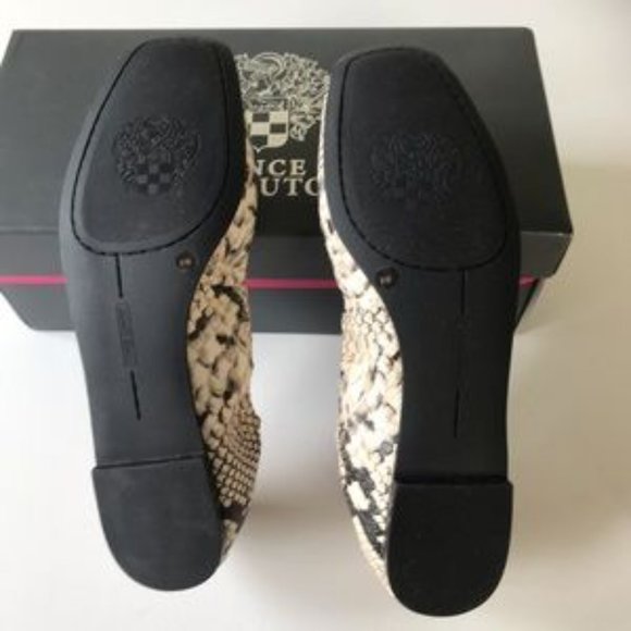 Vince Camuto Brindin Leather Ballet Flats - Picture 5 of 5